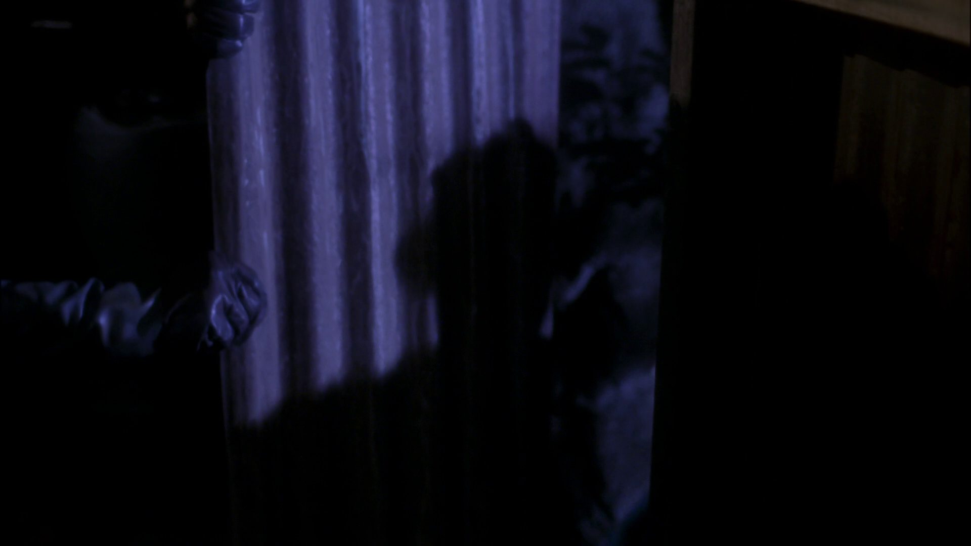 extant_StarTrek_ENT_1x15-ShadowsOfPJem_2961.jpg