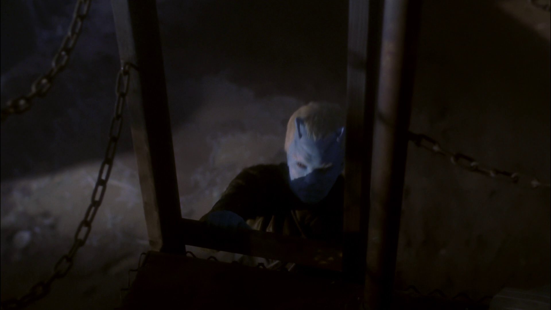extant_StarTrek_ENT_1x15-ShadowsOfPJem_2990.jpg