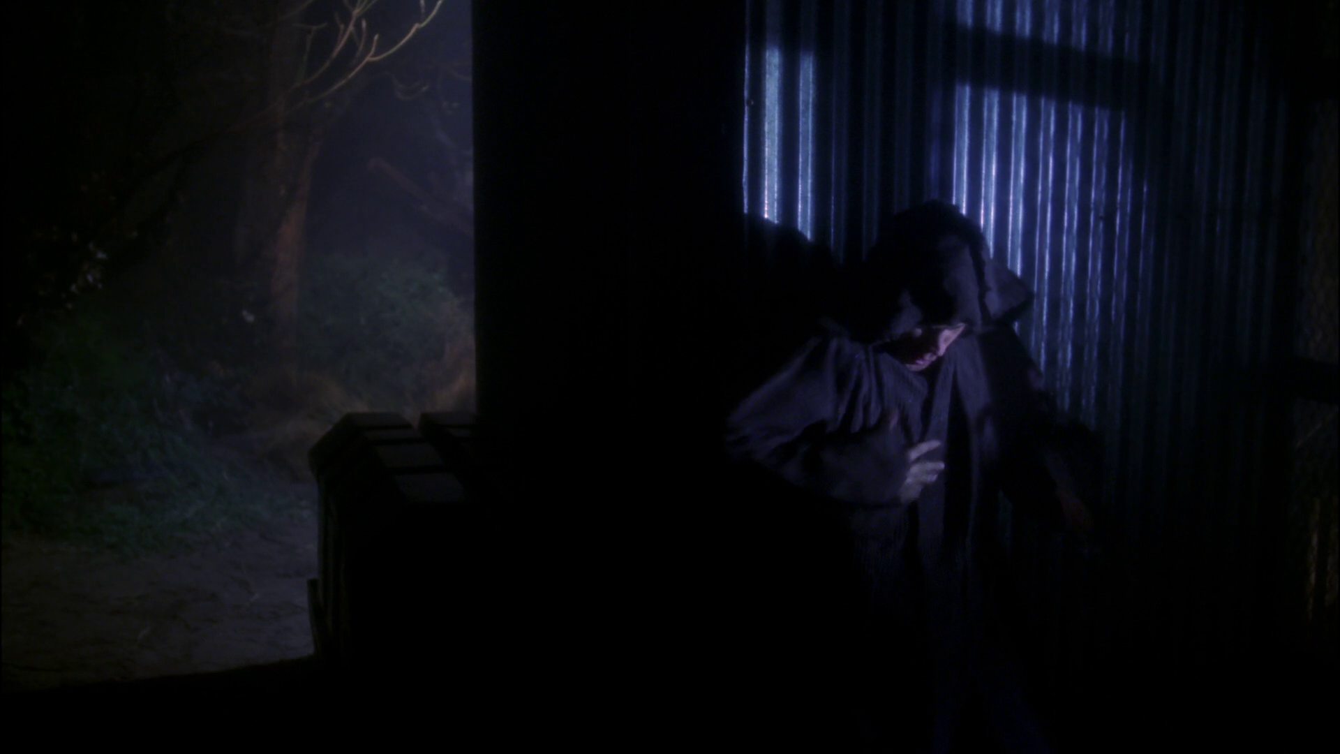 extant_StarTrek_ENT_1x15-ShadowsOfPJem_2995.jpg