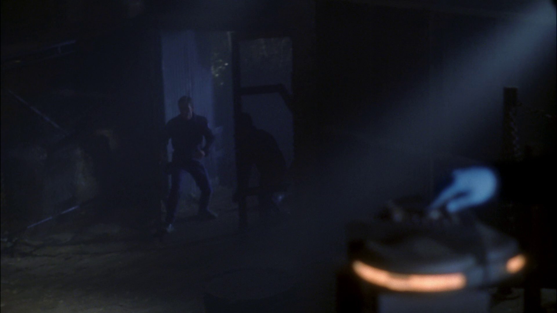extant_StarTrek_ENT_1x15-ShadowsOfPJem_3022.jpg