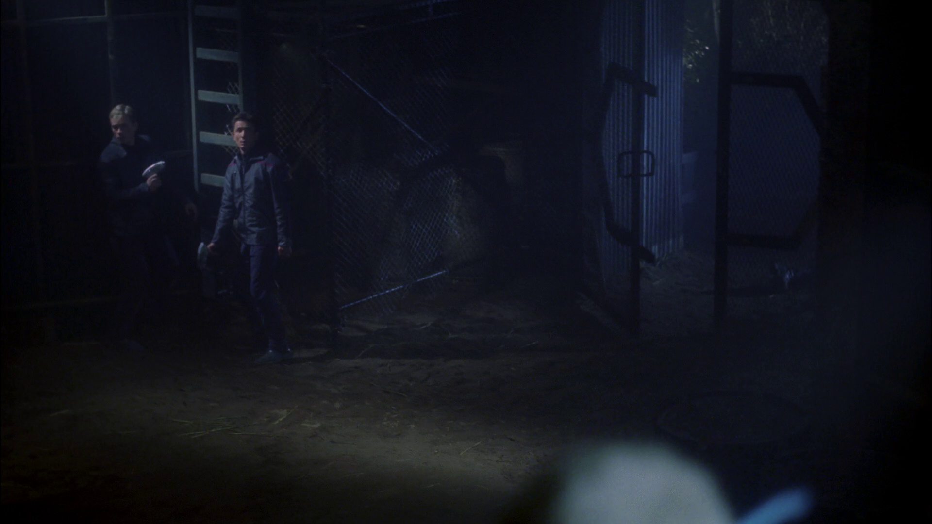 extant_StarTrek_ENT_1x15-ShadowsOfPJem_3028.jpg
