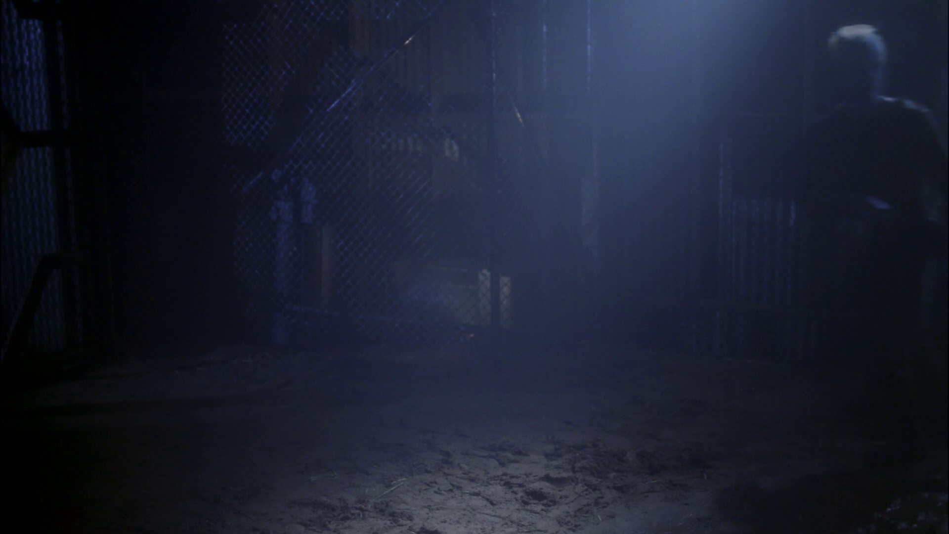 extant_StarTrek_ENT_1x15-ShadowsOfPJem_3029.jpg
