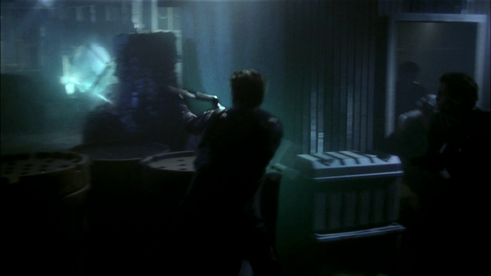 extant_StarTrek_ENT_1x15-ShadowsOfPJem_3053.jpg