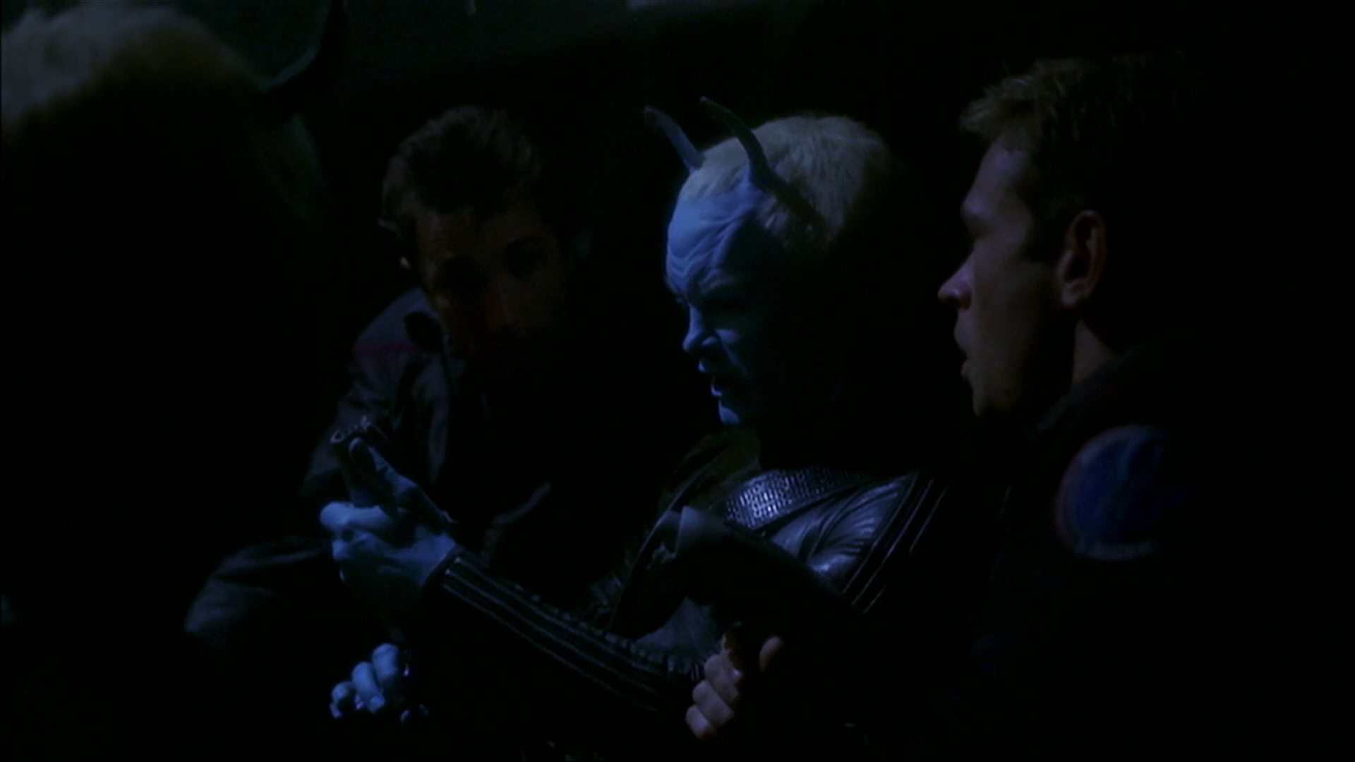 extant_StarTrek_ENT_1x15-ShadowsOfPJem_3080.jpg