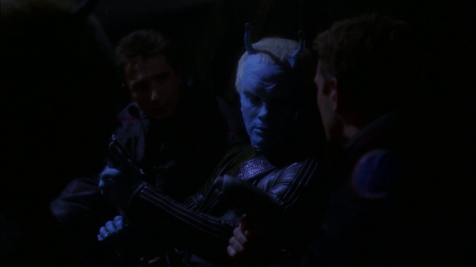 extant_StarTrek_ENT_1x15-ShadowsOfPJem_3087.jpg