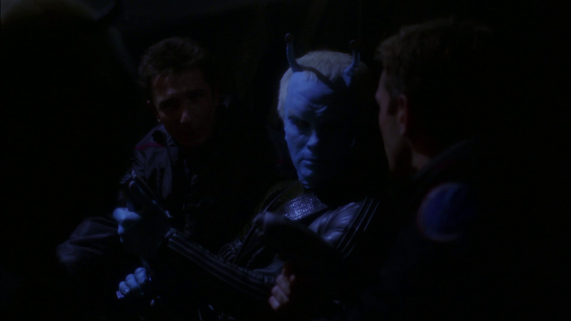 extant_StarTrek_ENT_1x15-ShadowsOfPJem_3088.jpg