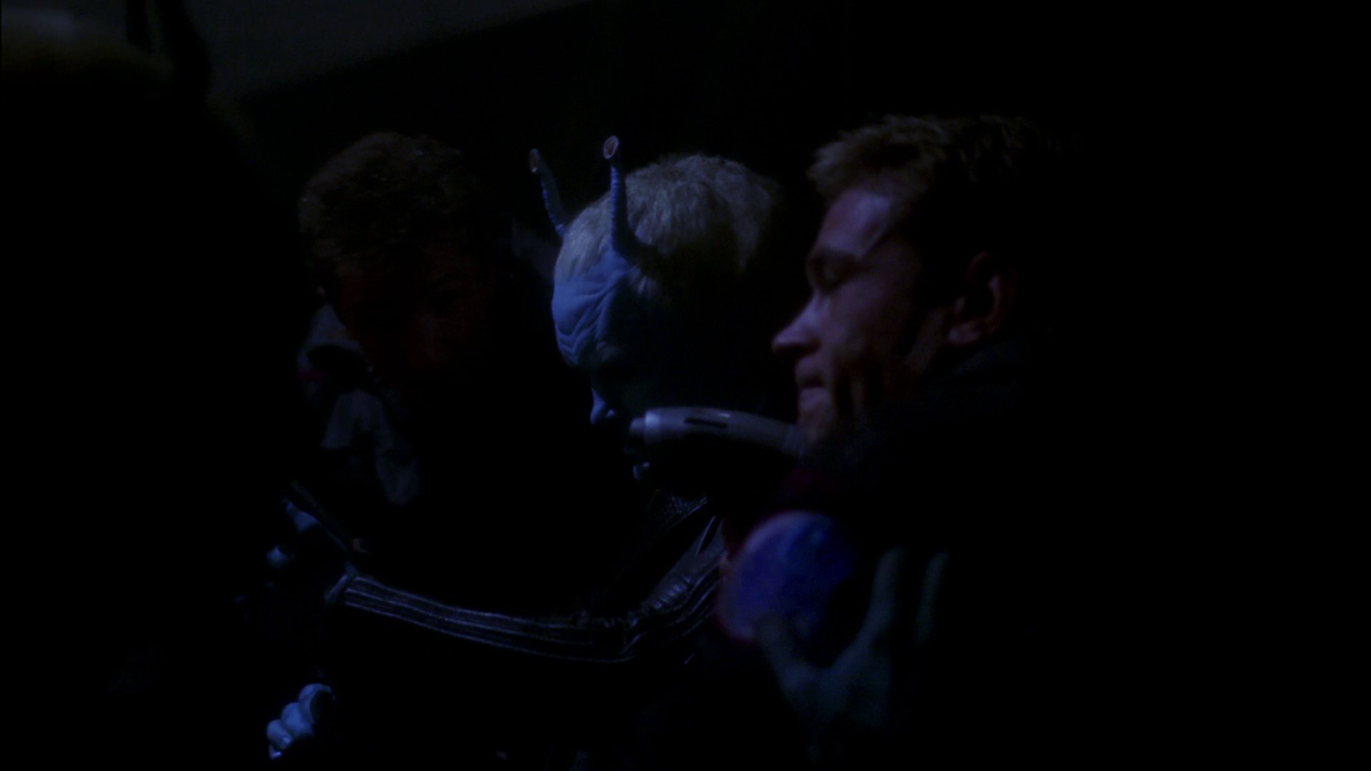extant_StarTrek_ENT_1x15-ShadowsOfPJem_3095.jpg