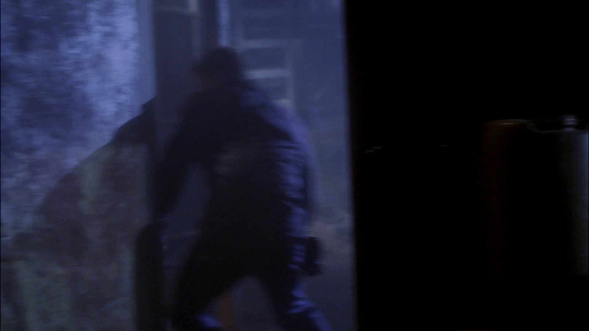 extant_StarTrek_ENT_1x15-ShadowsOfPJem_3101.jpg