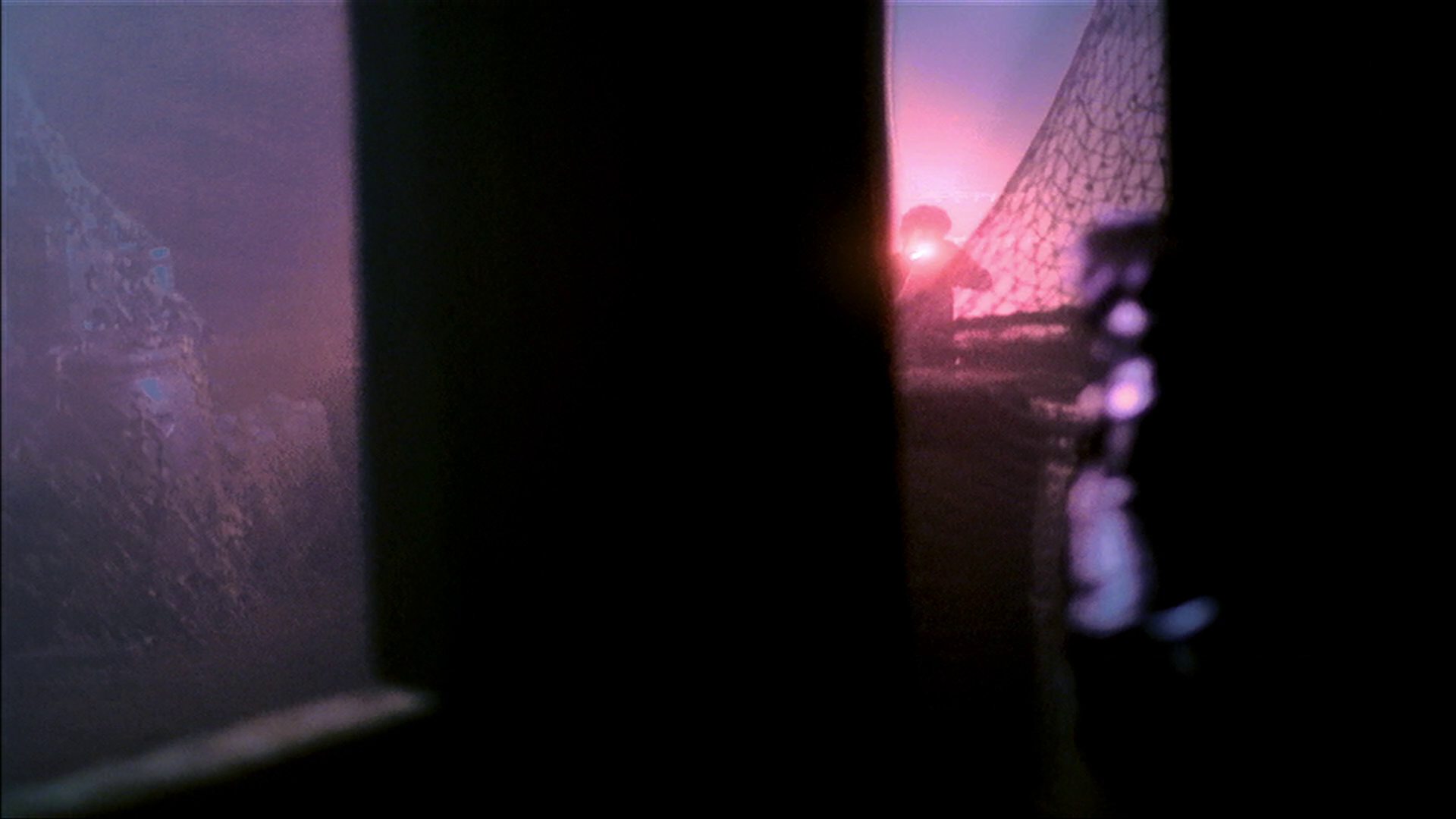 extant_StarTrek_ENT_1x15-ShadowsOfPJem_3124.jpg