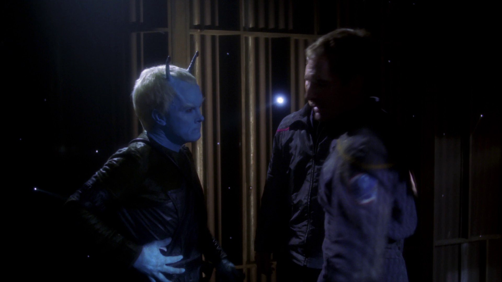extant_StarTrek_ENT_1x15-ShadowsOfPJem_3158.jpg