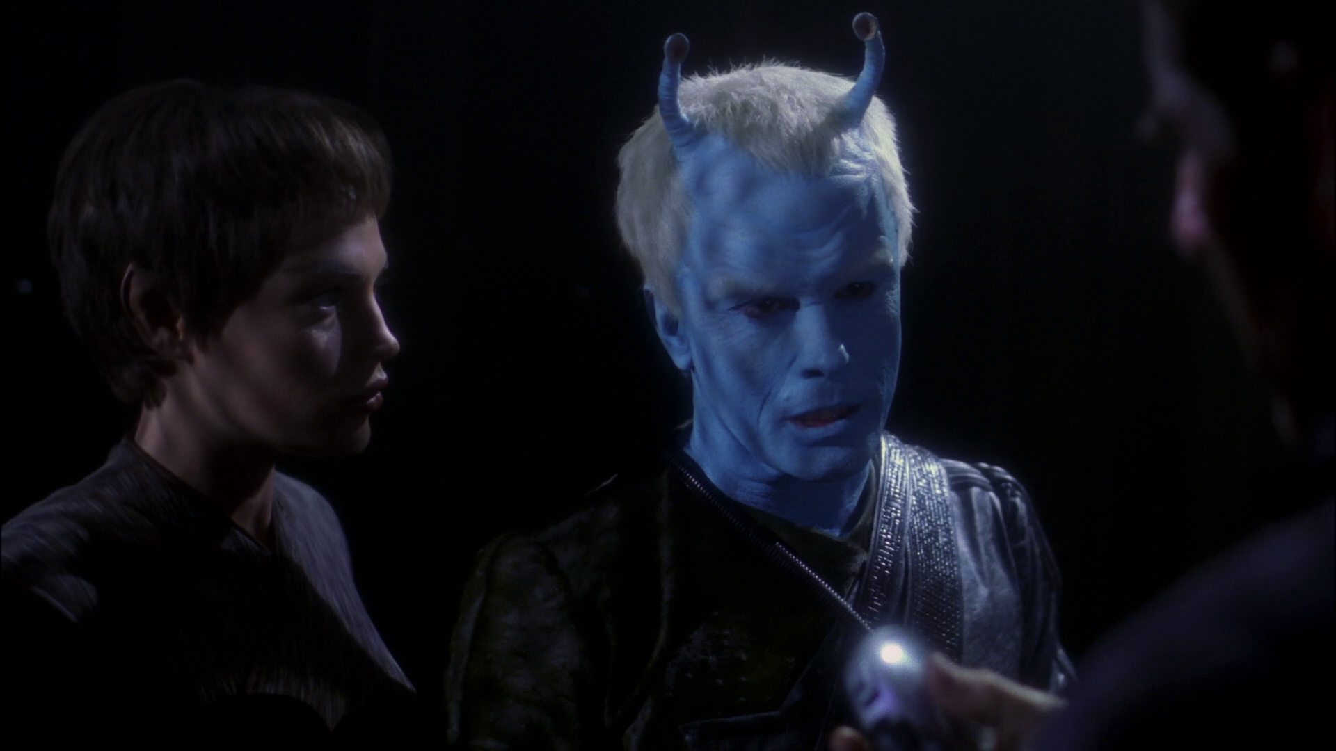 extant_StarTrek_ENT_1x15-ShadowsOfPJem_3168.jpg