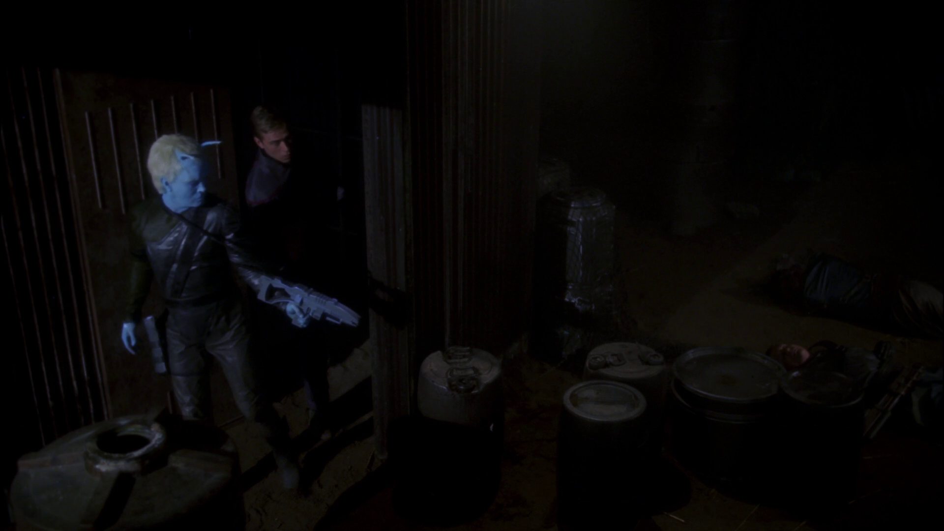 extant_StarTrek_ENT_1x15-ShadowsOfPJem_3208.jpg