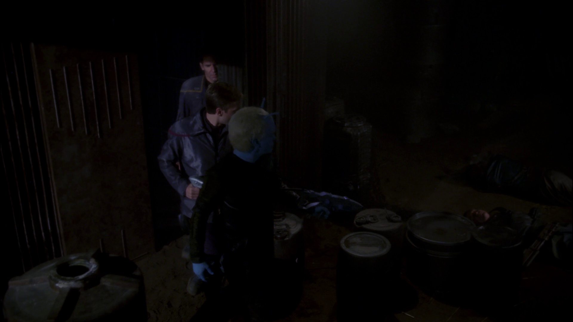 extant_StarTrek_ENT_1x15-ShadowsOfPJem_3212.jpg