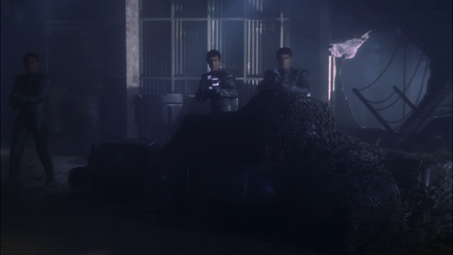 extant_StarTrek_ENT_1x15-ShadowsOfPJem_3216.jpg