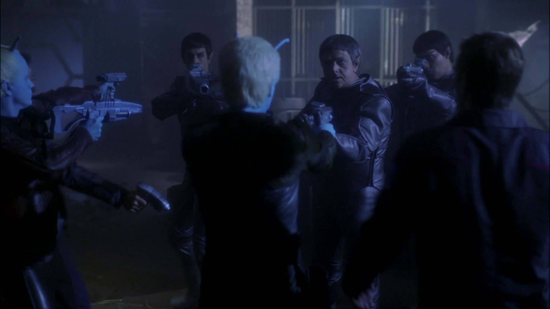 extant_StarTrek_ENT_1x15-ShadowsOfPJem_3229.jpg