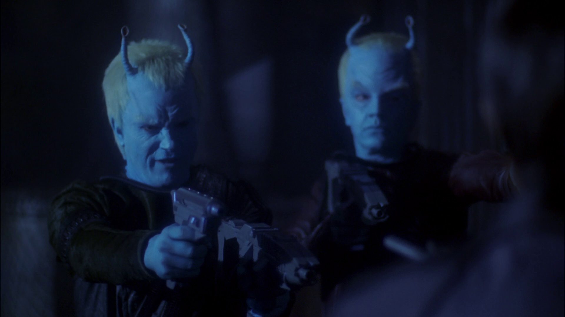 extant_StarTrek_ENT_1x15-ShadowsOfPJem_3236.jpg