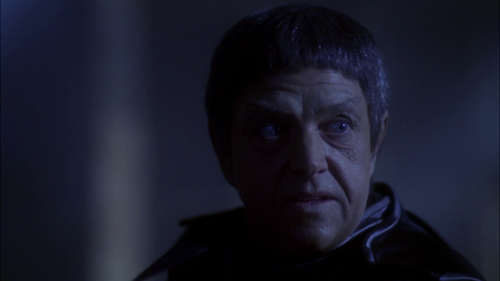 extant_StarTrek_ENT_1x15-ShadowsOfPJem_3254.jpg