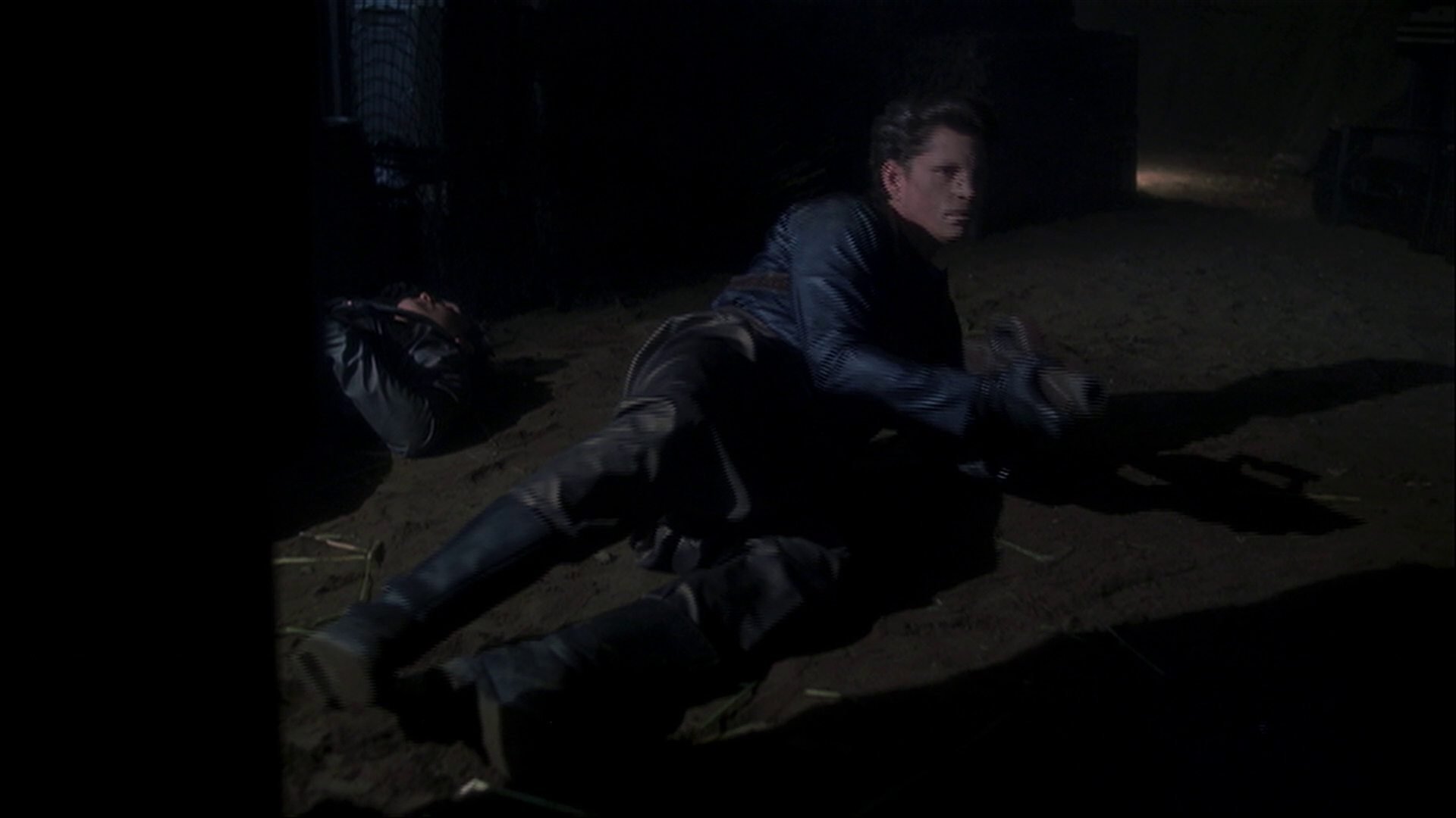 extant_StarTrek_ENT_1x15-ShadowsOfPJem_3256.jpg