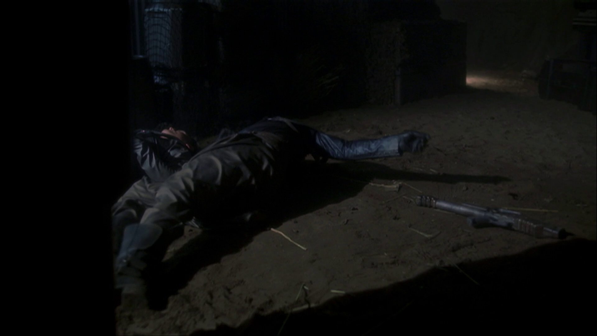 extant_StarTrek_ENT_1x15-ShadowsOfPJem_3261.jpg