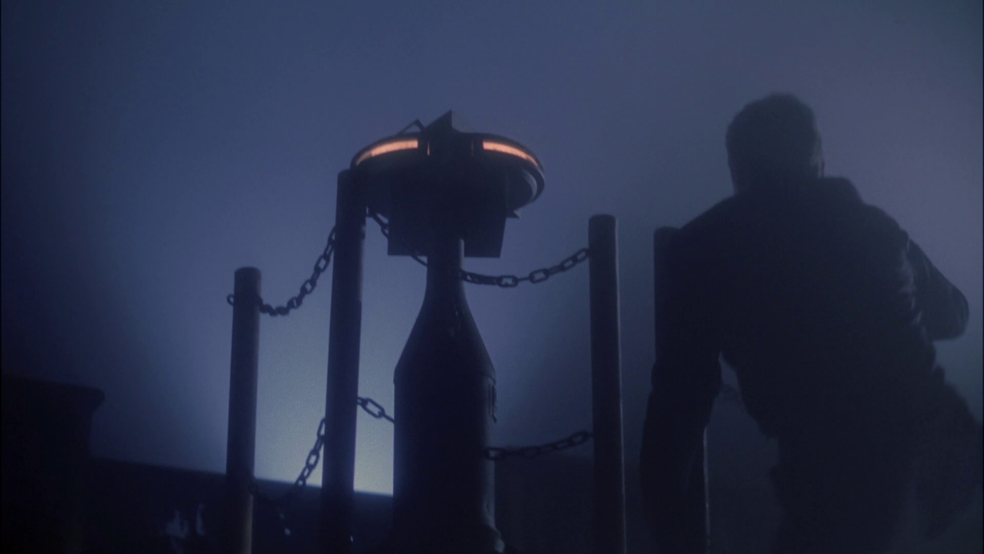 extant_StarTrek_ENT_1x15-ShadowsOfPJem_3295.jpg