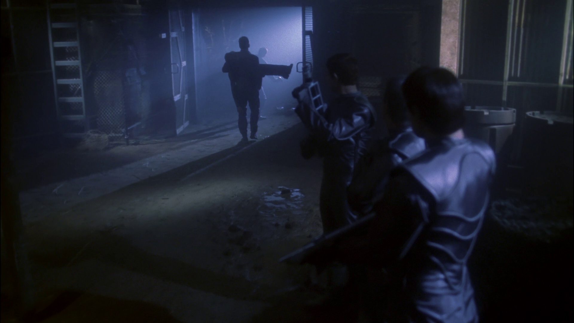 extant_StarTrek_ENT_1x15-ShadowsOfPJem_3304.jpg