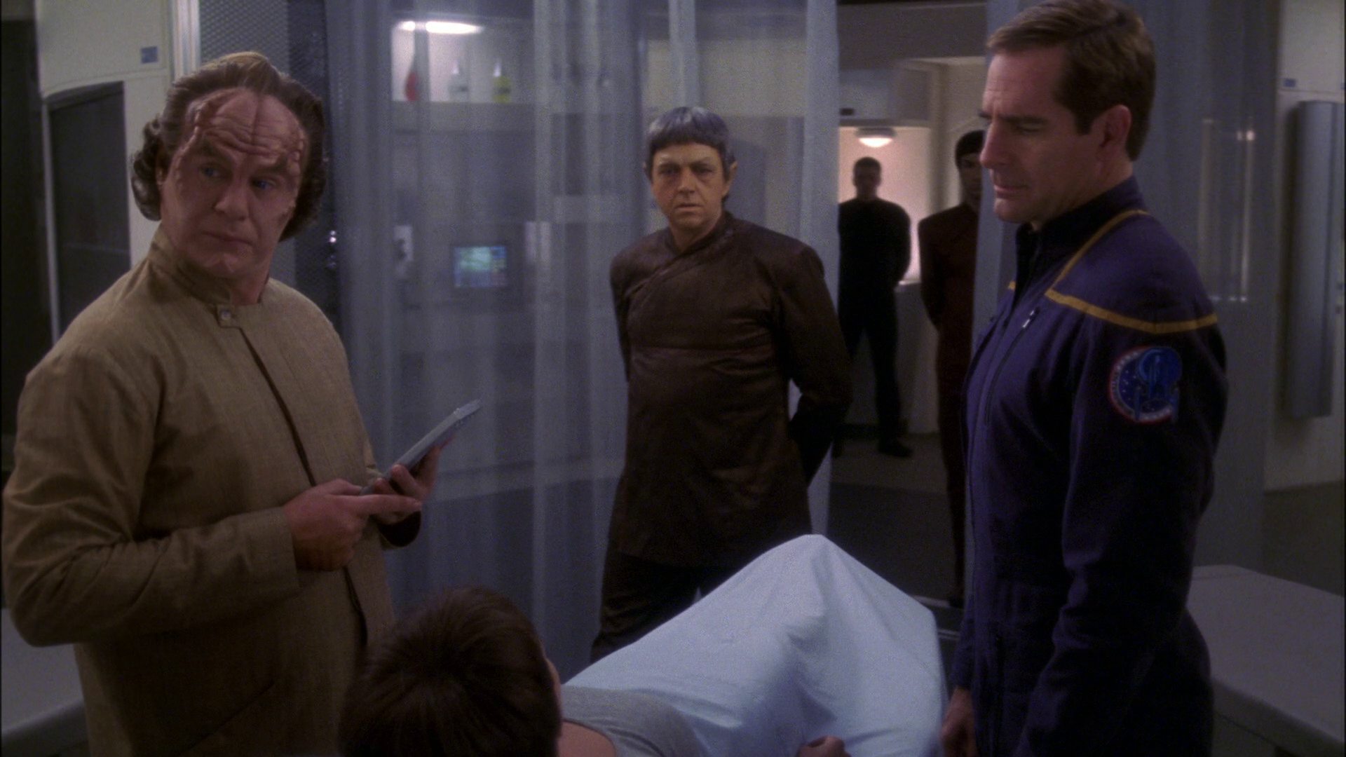 extant_StarTrek_ENT_1x15-ShadowsOfPJem_3353.jpg