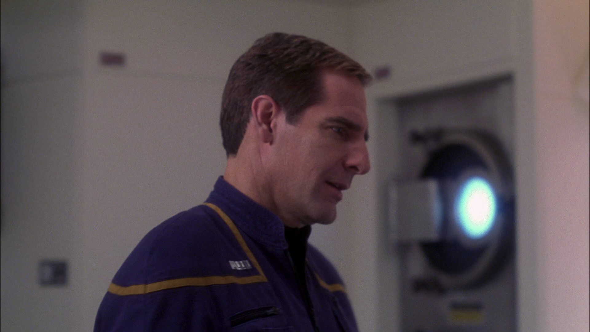 extant_StarTrek_ENT_1x15-ShadowsOfPJem_3400.jpg