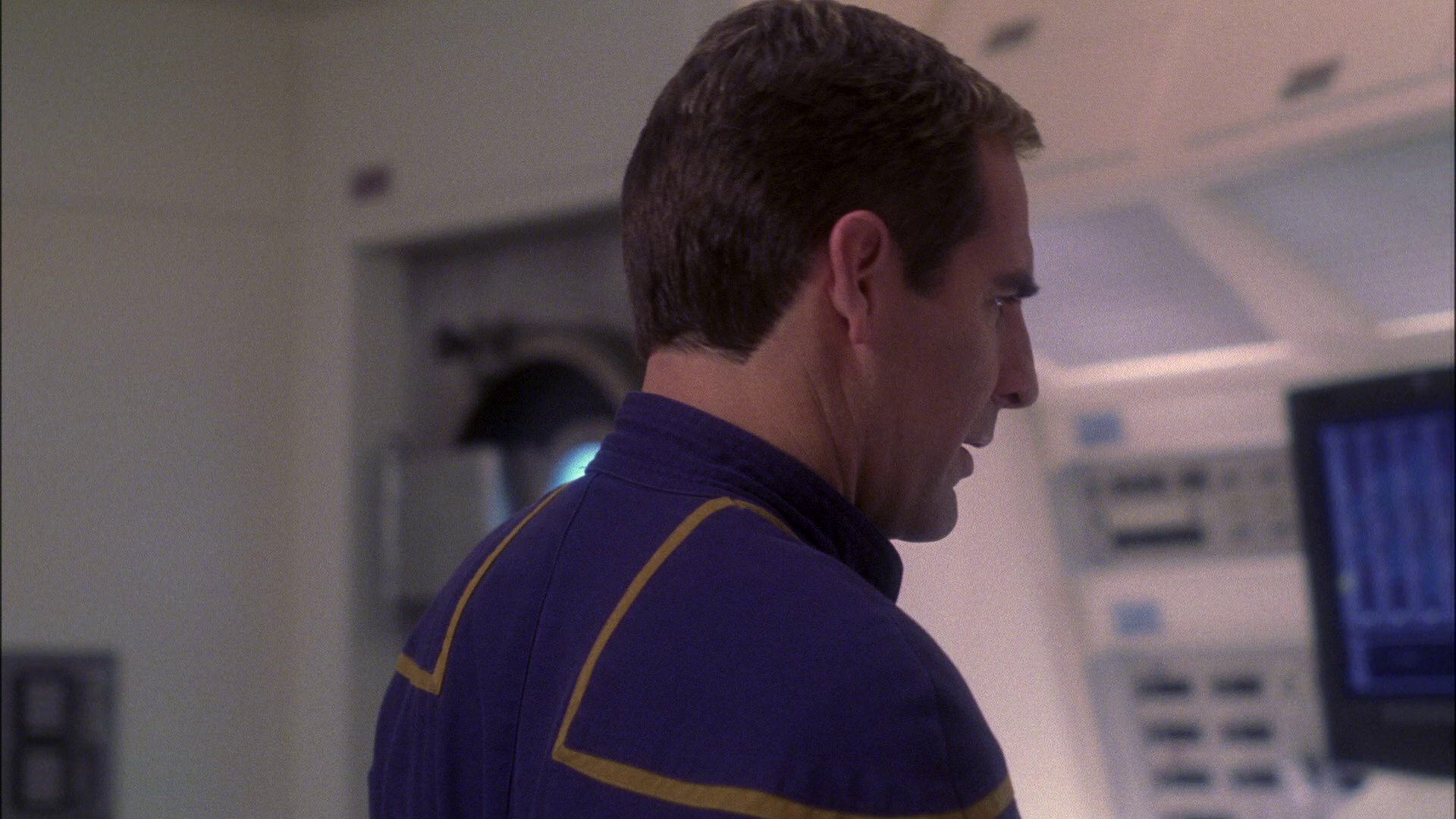 extant_StarTrek_ENT_1x15-ShadowsOfPJem_3402.jpg