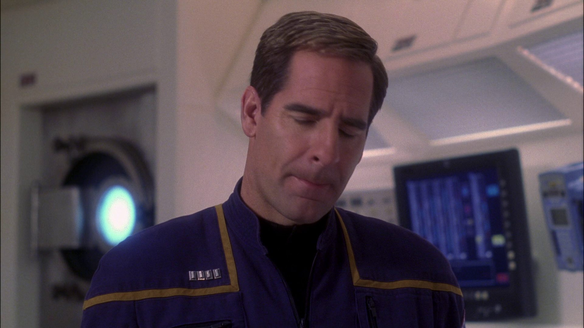 extant_StarTrek_ENT_1x15-ShadowsOfPJem_3443.jpg