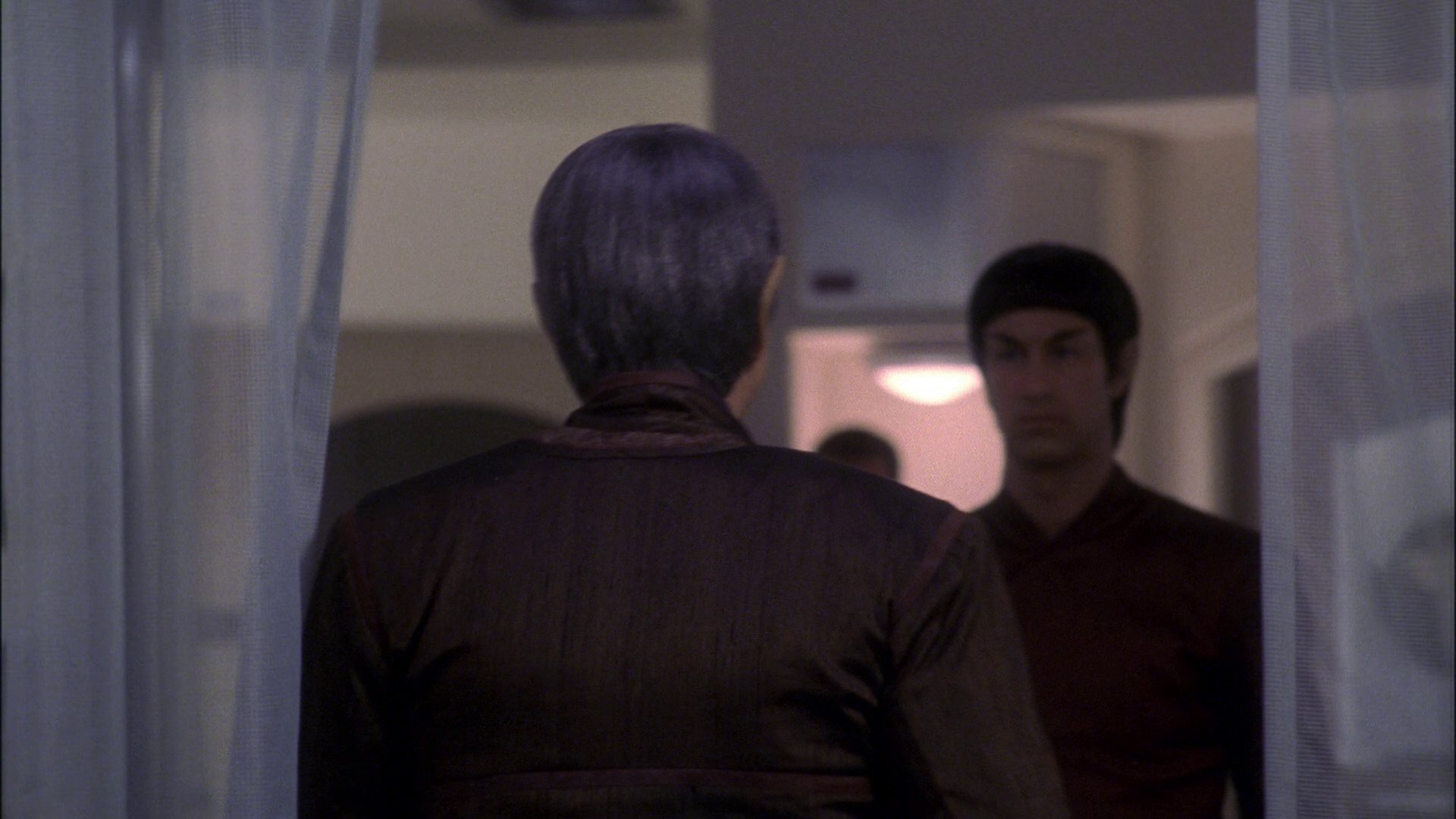extant_StarTrek_ENT_1x15-ShadowsOfPJem_3519.jpg