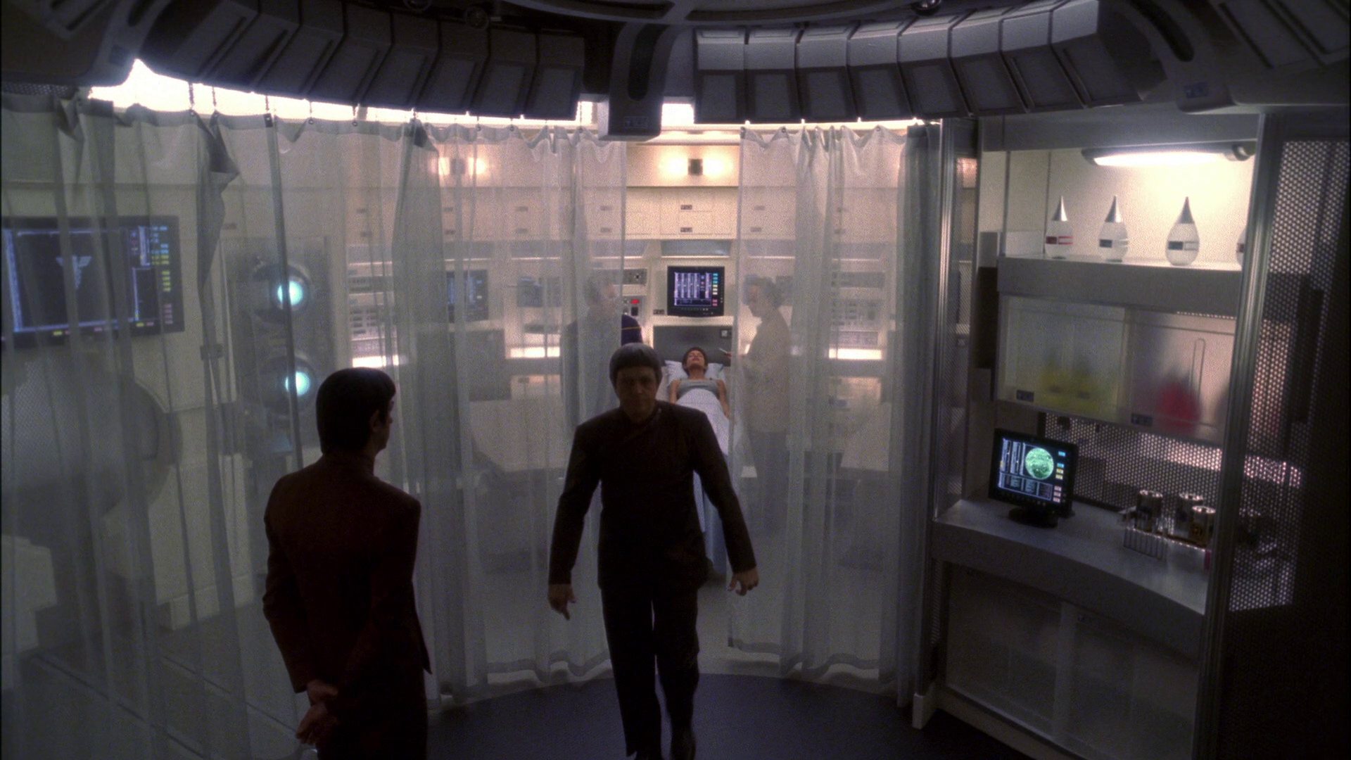 extant_StarTrek_ENT_1x15-ShadowsOfPJem_3520.jpg