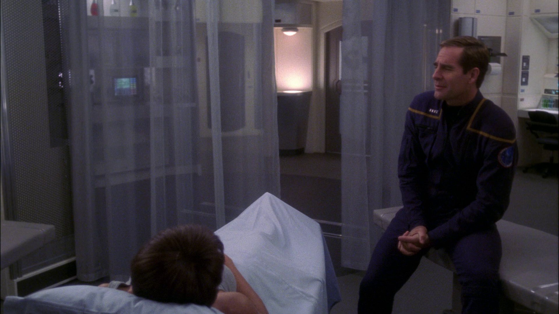extant_StarTrek_ENT_1x15-ShadowsOfPJem_3608.jpg