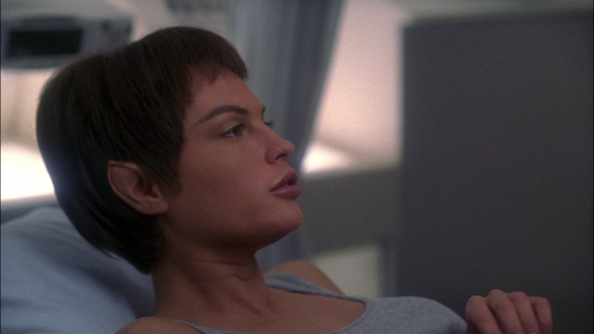 extant_StarTrek_ENT_1x15-ShadowsOfPJem_3654.jpg