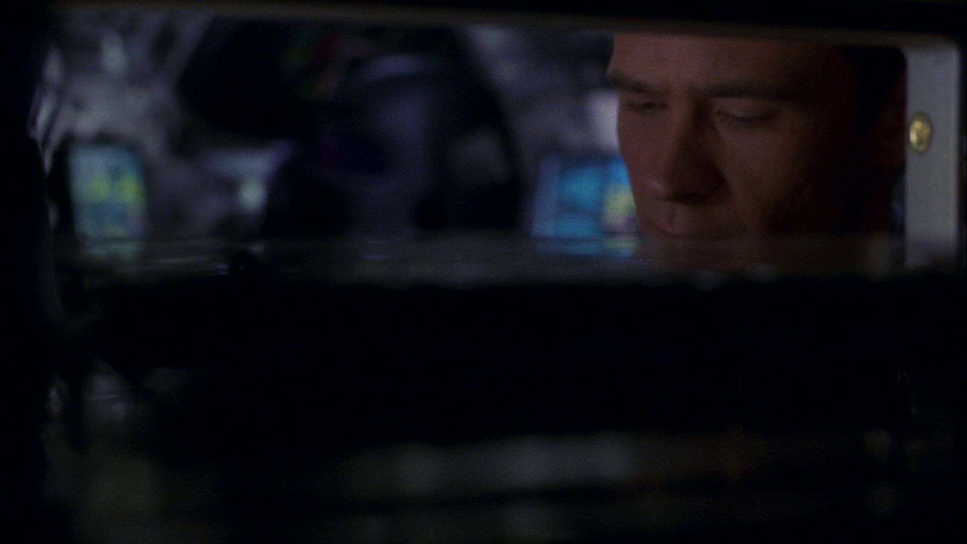 extant_StarTrek_ENT_1x16-ShuttlepodOne_0021.jpg