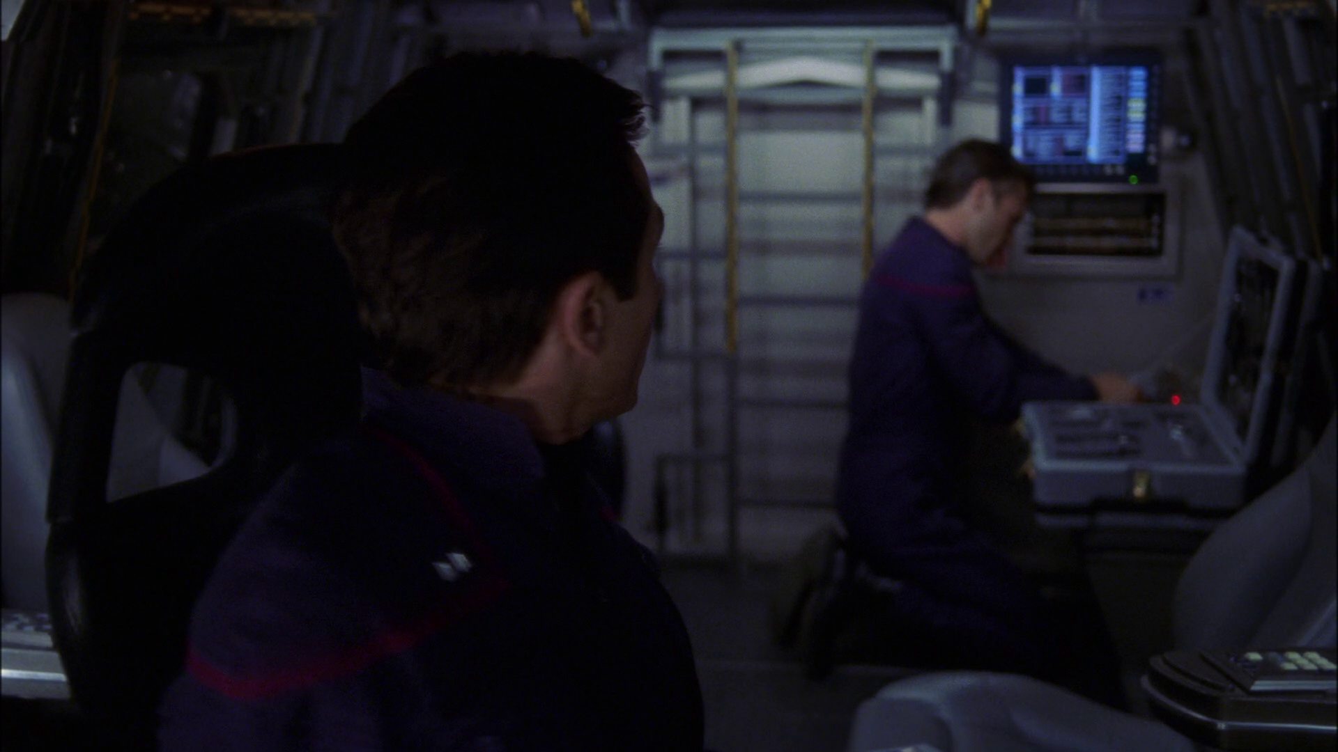 extant_StarTrek_ENT_1x16-ShuttlepodOne_0046.jpg