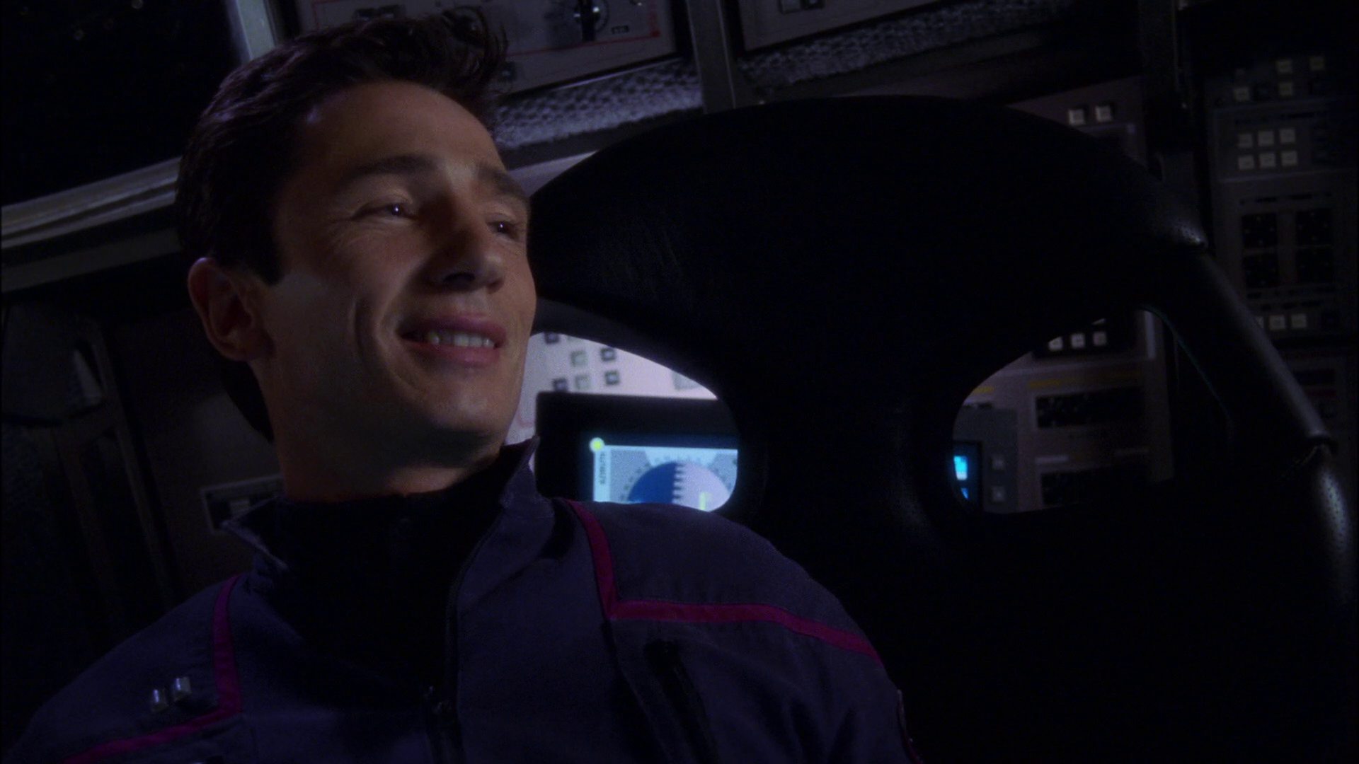 extant_StarTrek_ENT_1x16-ShuttlepodOne_0125.jpg
