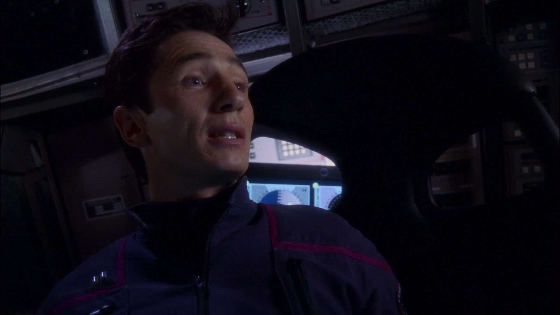 extant_StarTrek_ENT_1x16-ShuttlepodOne_0127.jpg