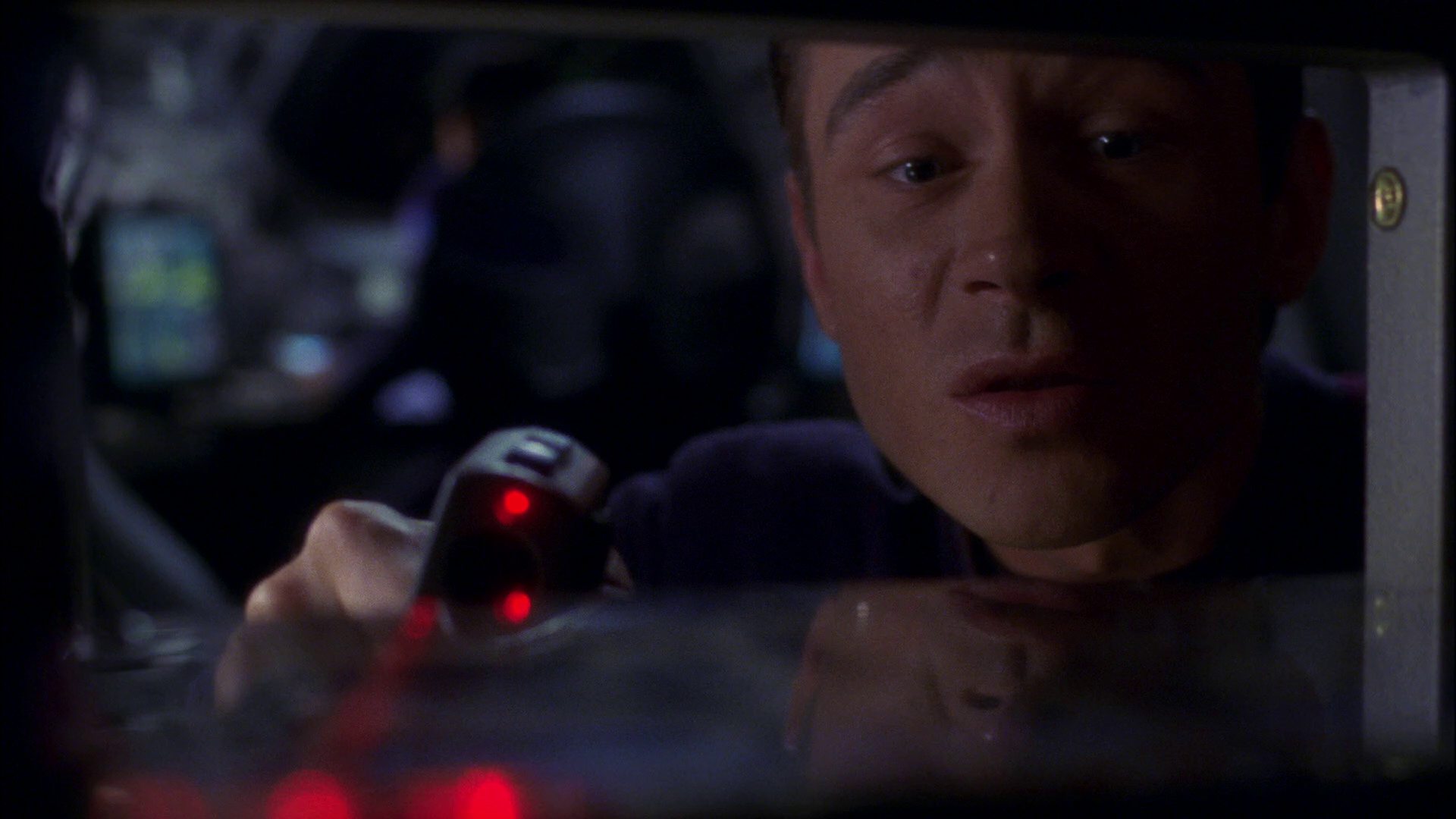 extant_StarTrek_ENT_1x16-ShuttlepodOne_0139.jpg