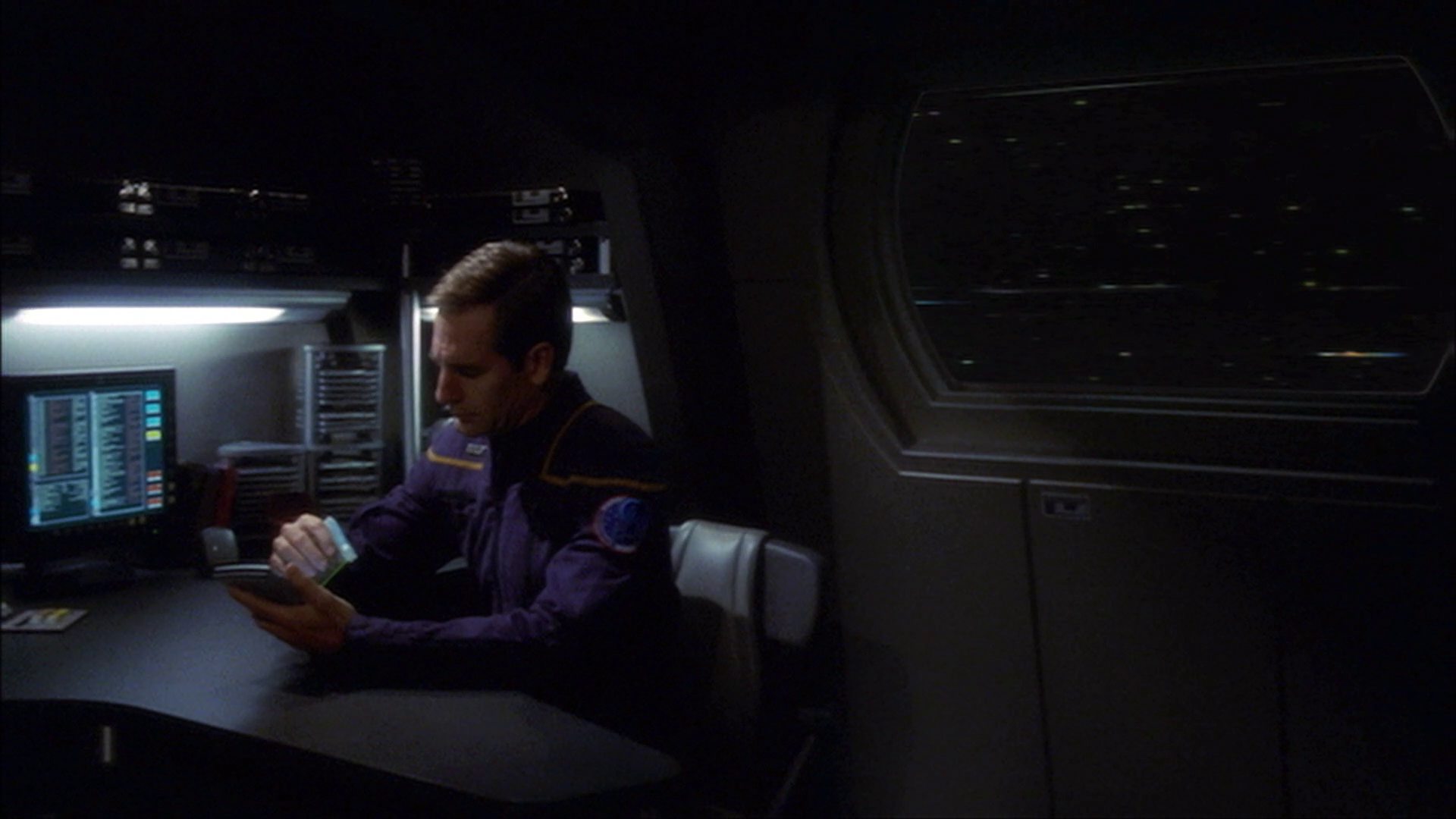 extant_StarTrek_ENT_1x16-ShuttlepodOne_0340.jpg
