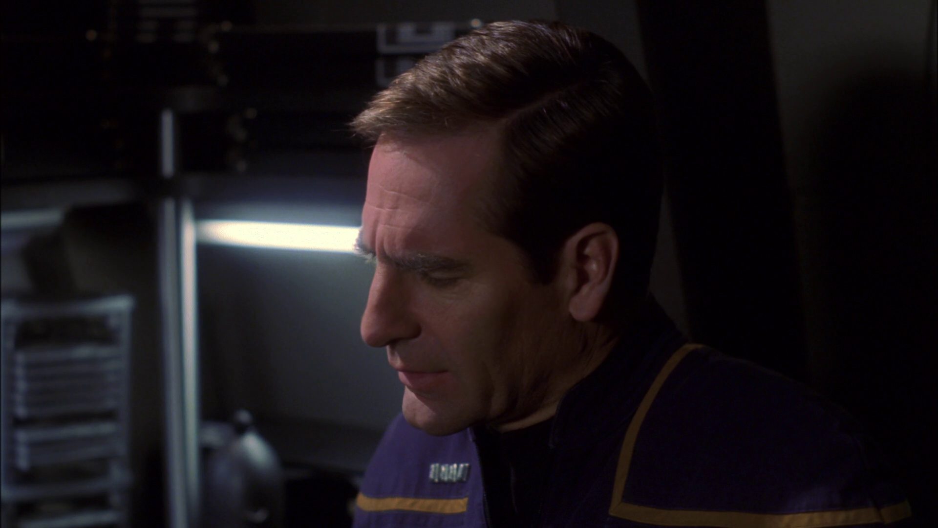 extant_StarTrek_ENT_1x16-ShuttlepodOne_0450.jpg