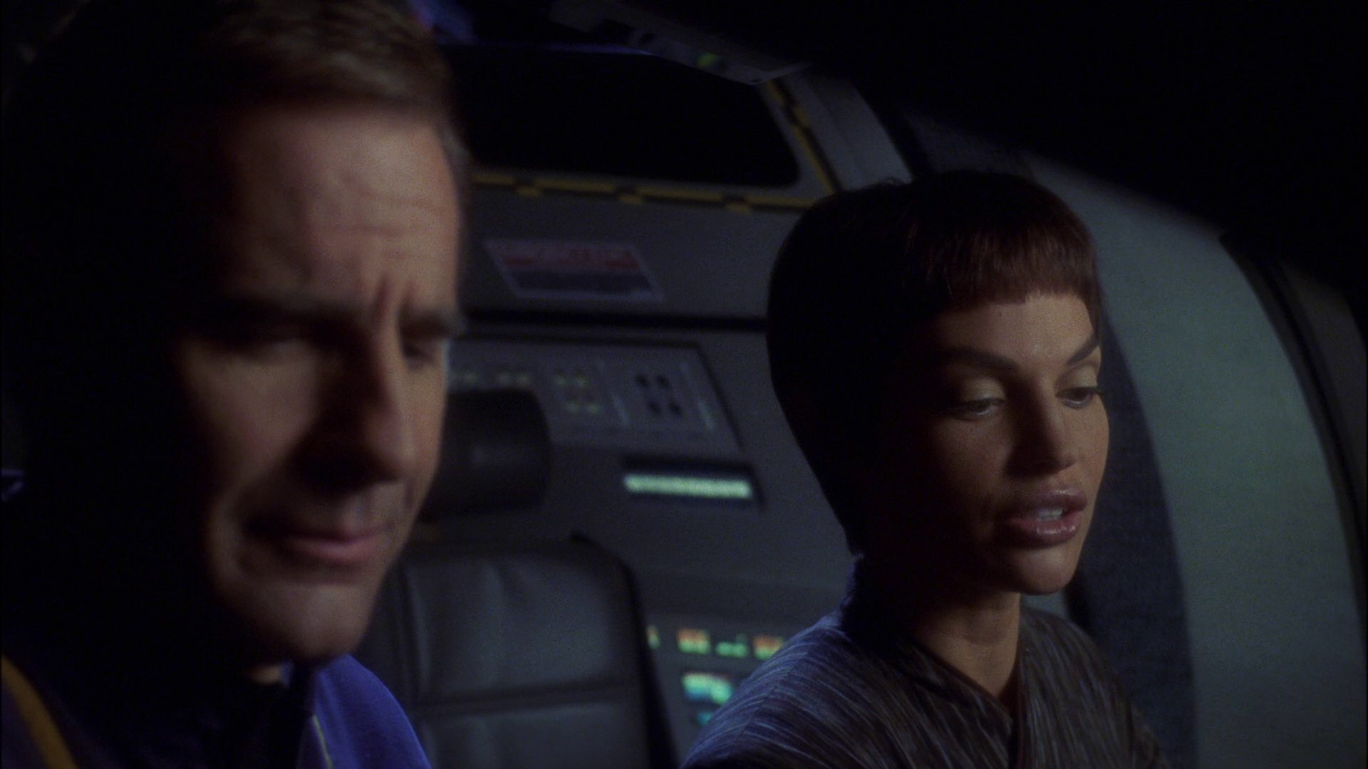 extant_StarTrek_ENT_1x16-ShuttlepodOne_0514.jpg