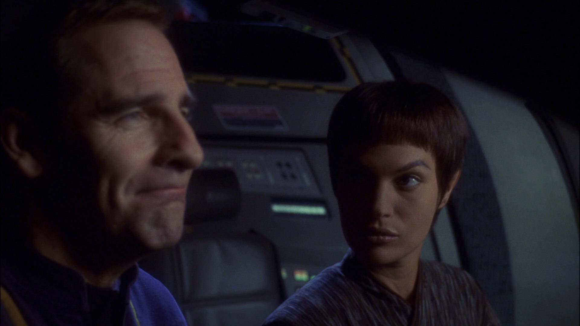 extant_StarTrek_ENT_1x16-ShuttlepodOne_0531.jpg
