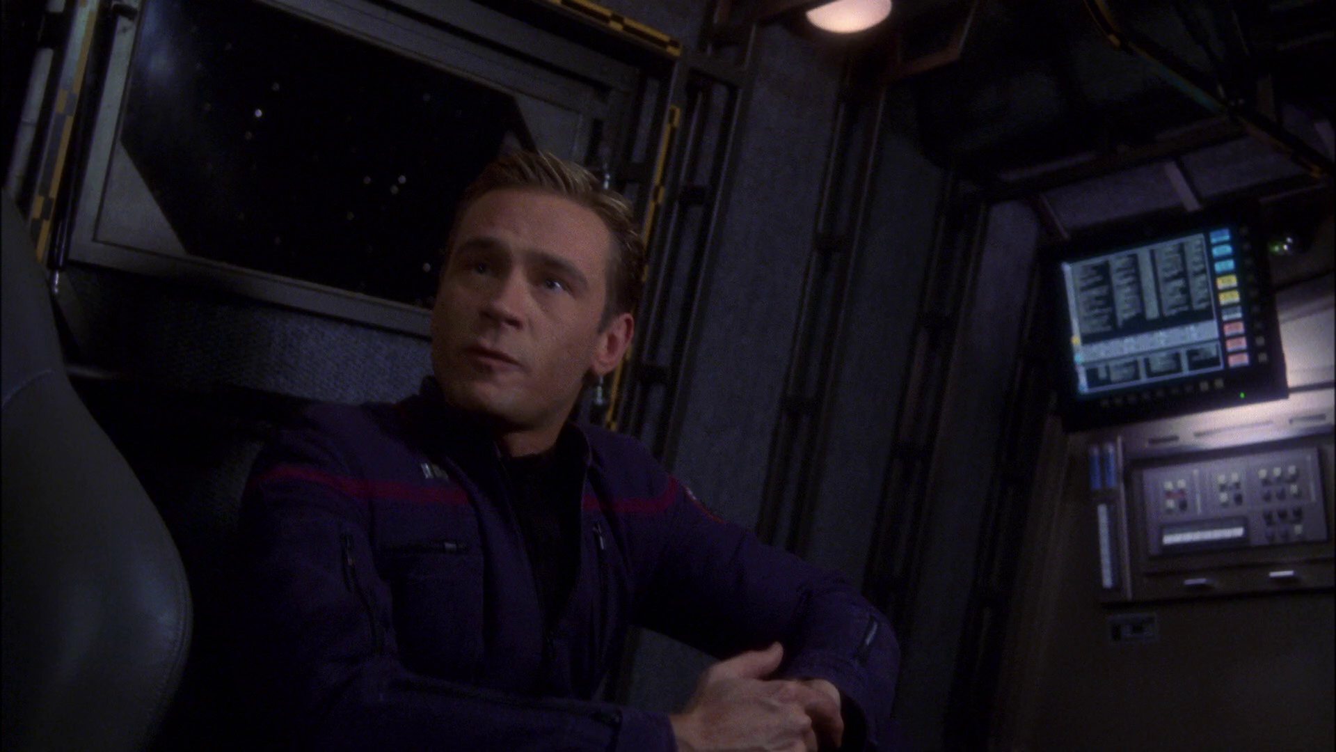 extant_StarTrek_ENT_1x16-ShuttlepodOne_0551.jpg