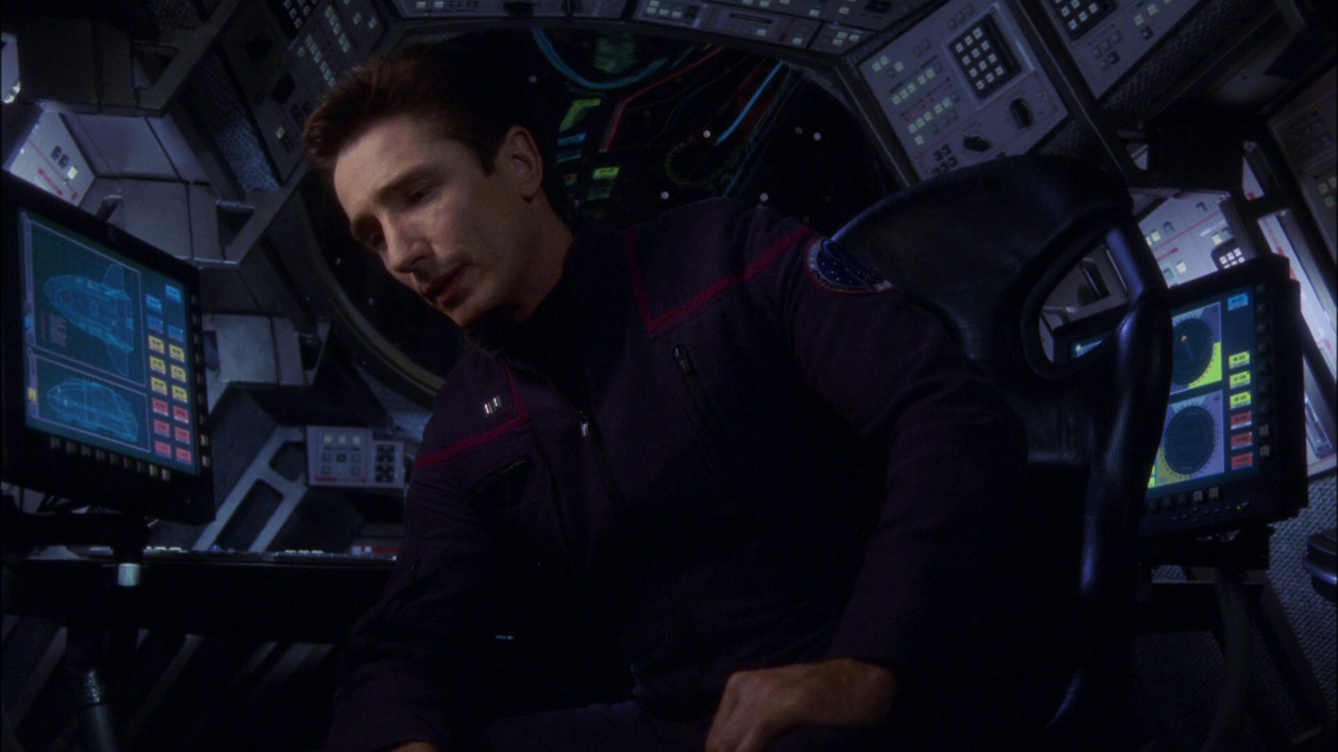 extant_StarTrek_ENT_1x16-ShuttlepodOne_0560.jpg