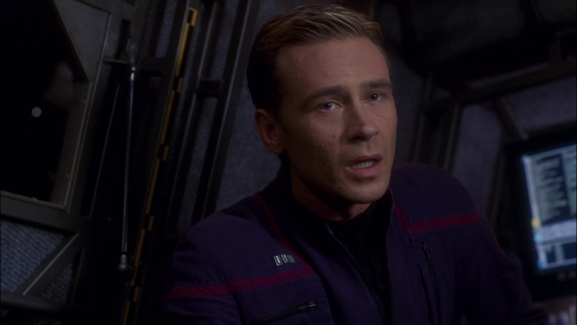 extant_StarTrek_ENT_1x16-ShuttlepodOne_0655.jpg
