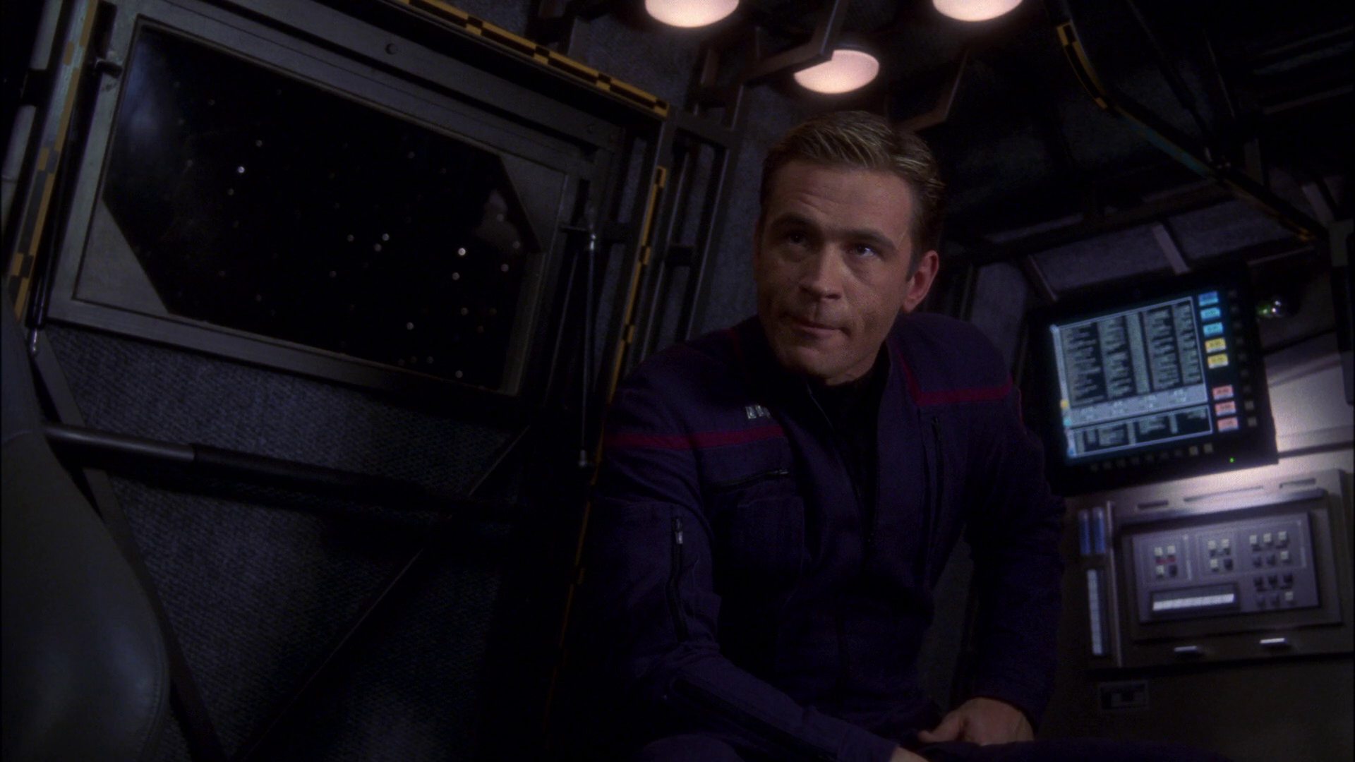 extant_StarTrek_ENT_1x16-ShuttlepodOne_0686.jpg