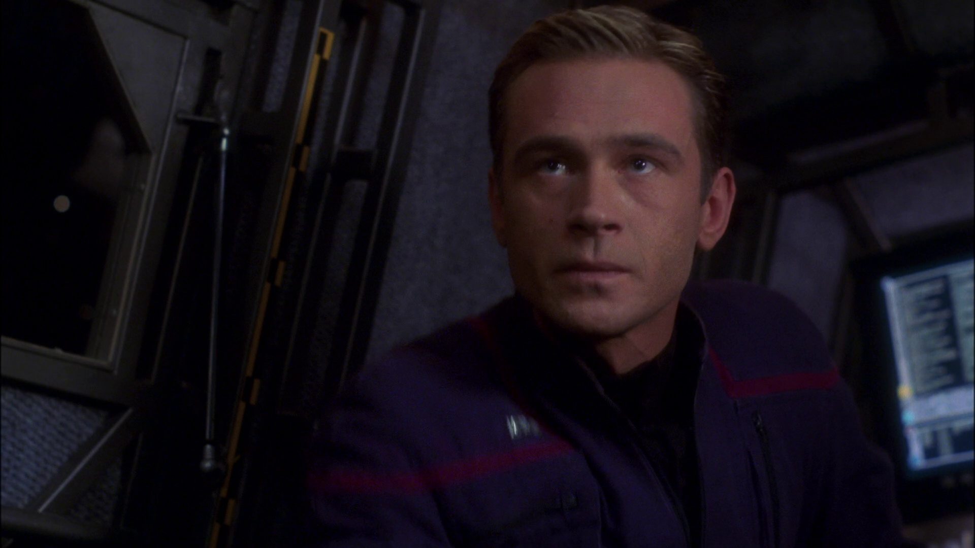 extant_StarTrek_ENT_1x16-ShuttlepodOne_0704.jpg