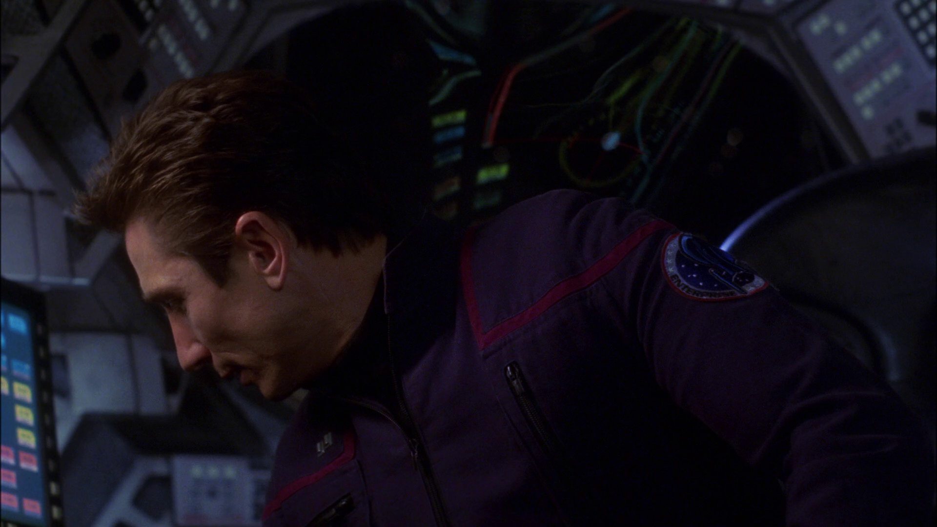 extant_StarTrek_ENT_1x16-ShuttlepodOne_0719.jpg