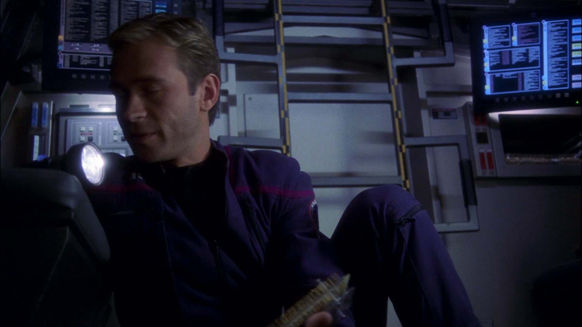 extant_StarTrek_ENT_1x16-ShuttlepodOne_0952.jpg