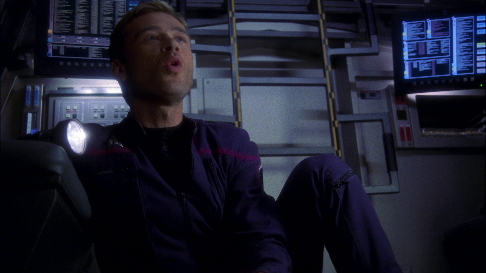 extant_StarTrek_ENT_1x16-ShuttlepodOne_0956.jpg